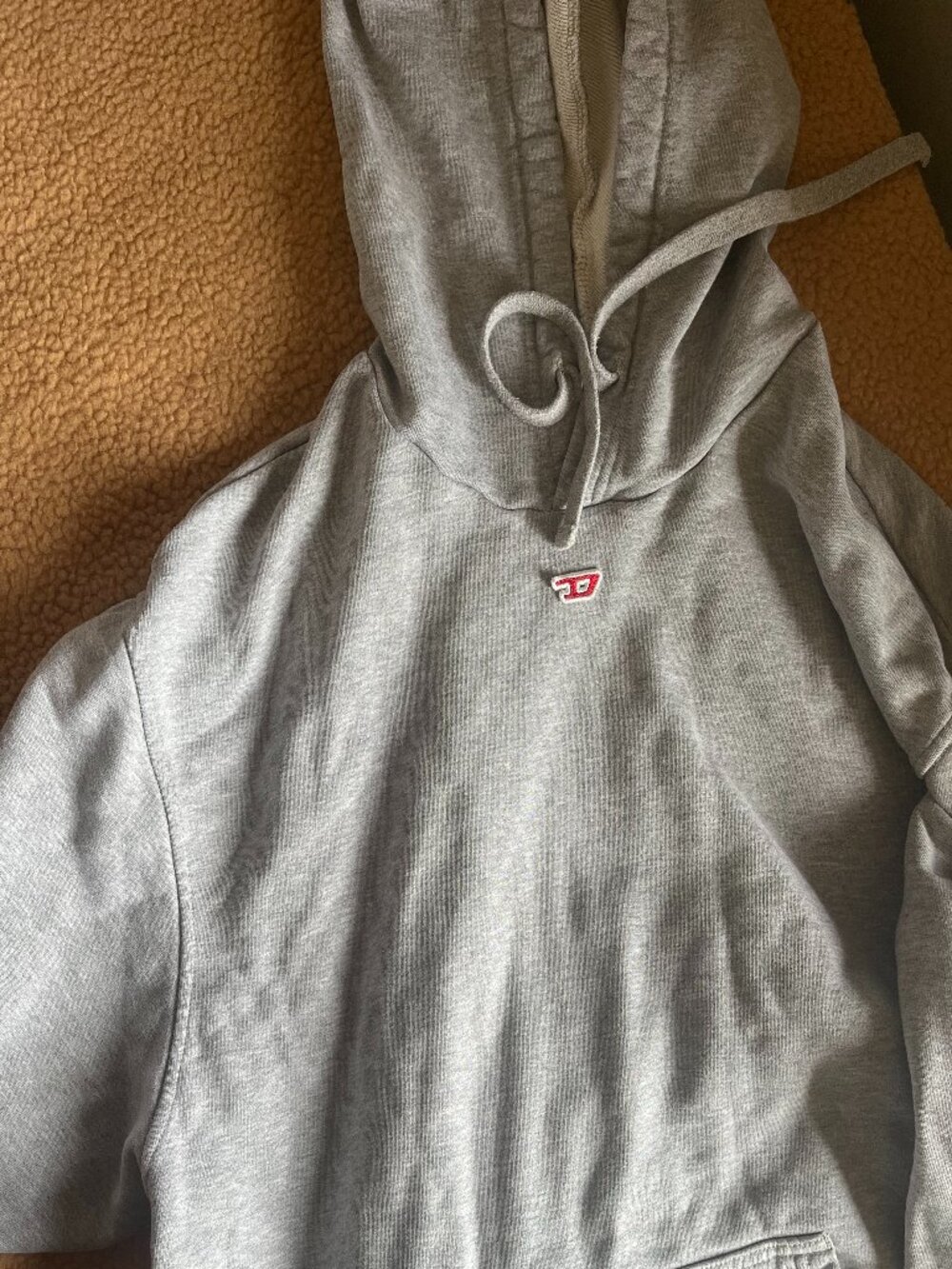 Diesel D-ILSE-D Gray Hi-Low Sweatshirt | Small Front Logo | Size M